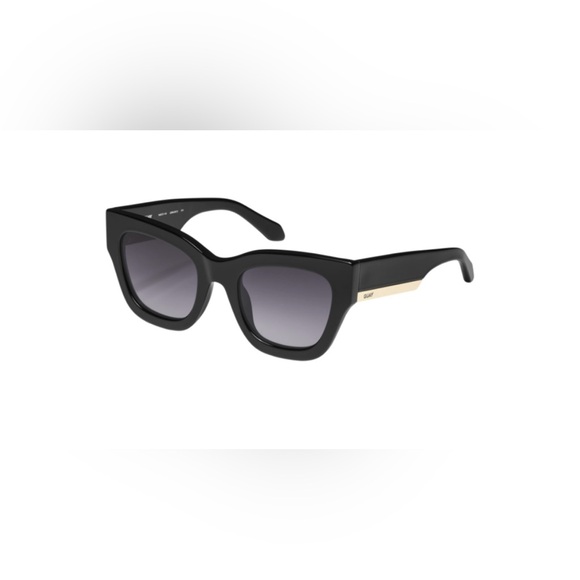 Quay By The Way Sunglasses